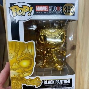 Funko Pop Marvel 10 yr Gold Blank Panther
